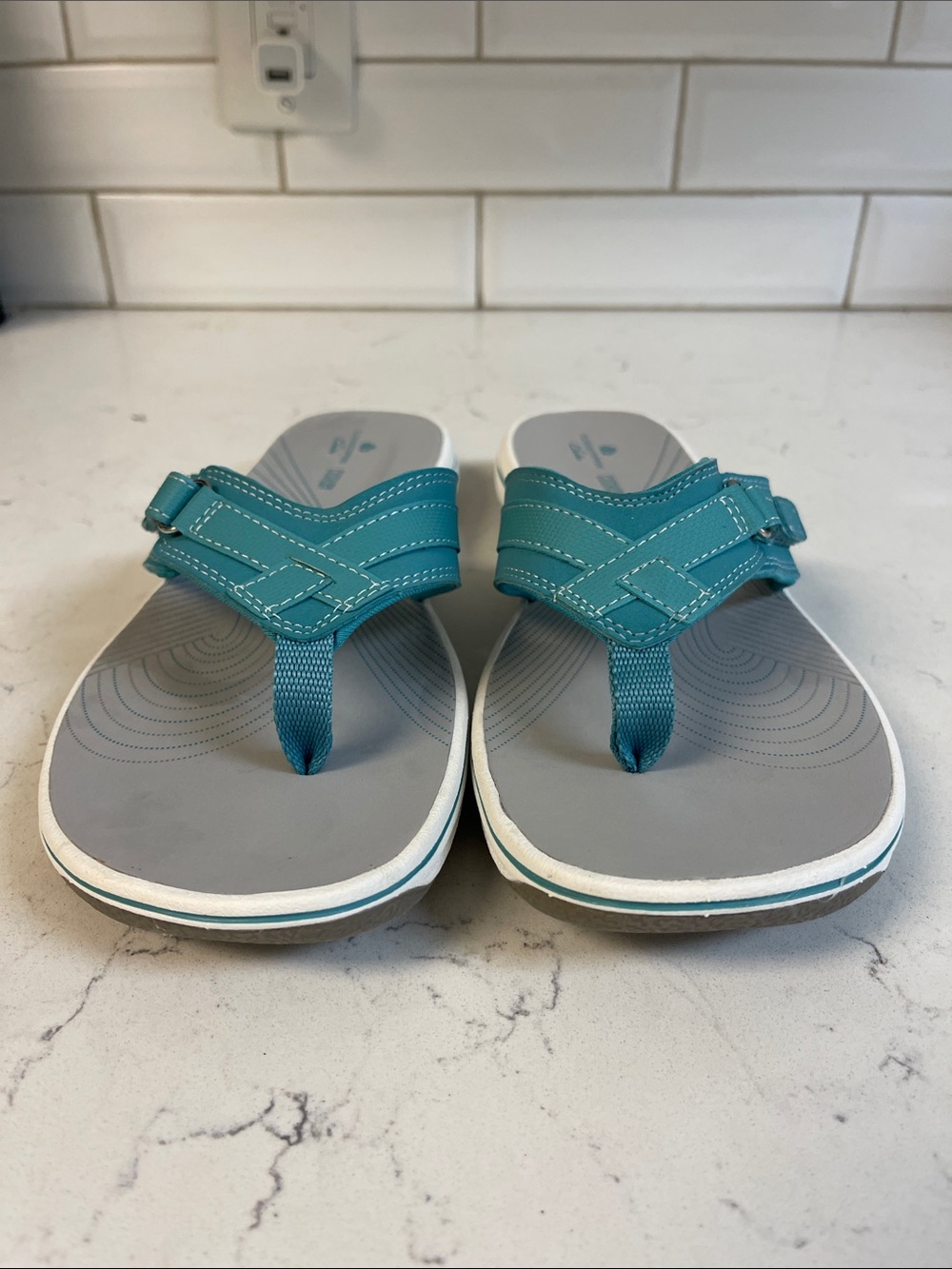 Women's Clarks, Breeze Sea Sandal - Teal / Turquoise - Size 9 Worn 4-5 Times - Picture 3 of 17